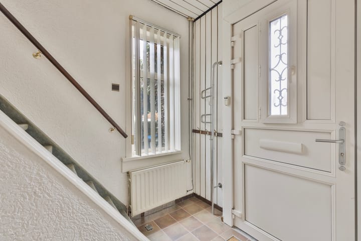 Photo 14 of Orthen 188-D