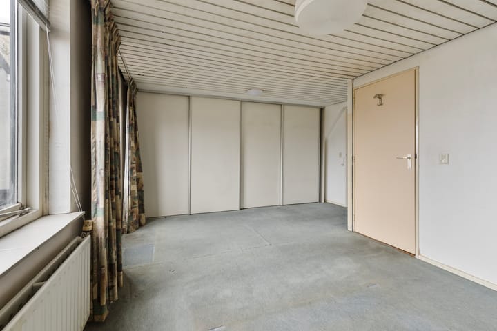 Photo 16 of Orthen 188-D