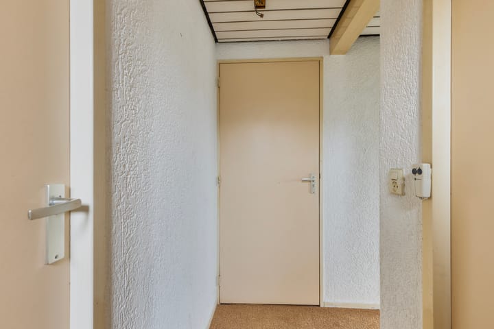 Photo 18 of Orthen 188-D