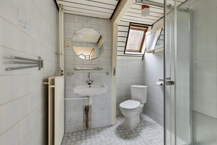 Photo 21 of Orthen 188-D