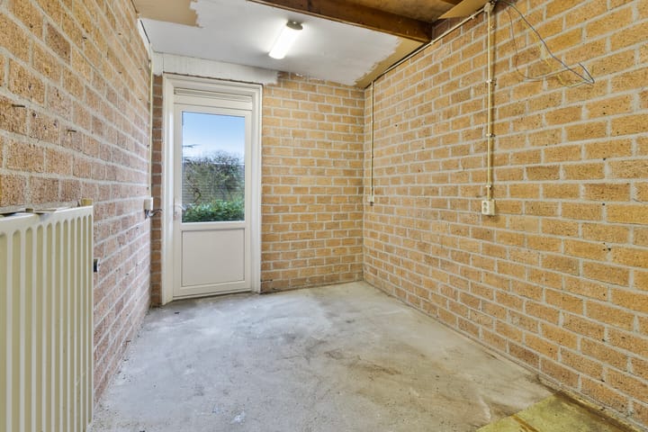 Photo 24 of Orthen 188-D