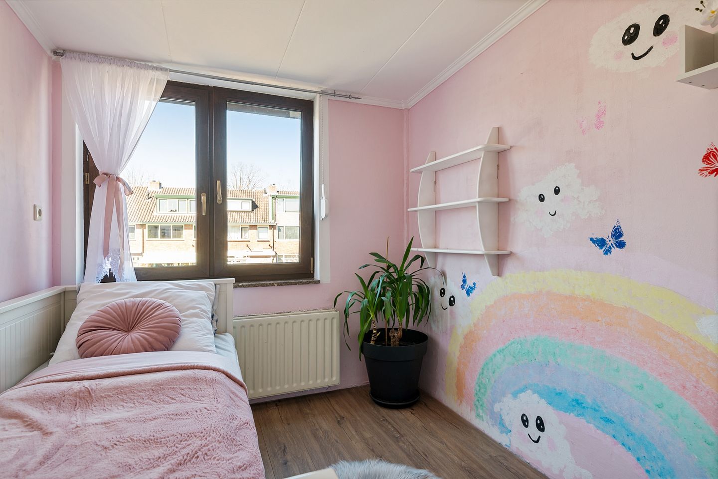 Photo 14 of Wijkerstraatweg 261