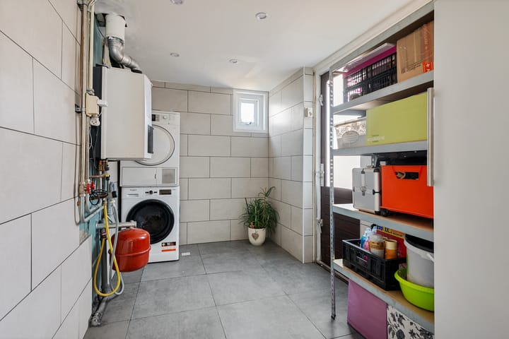 Photo 19 of Wijkerstraatweg 261