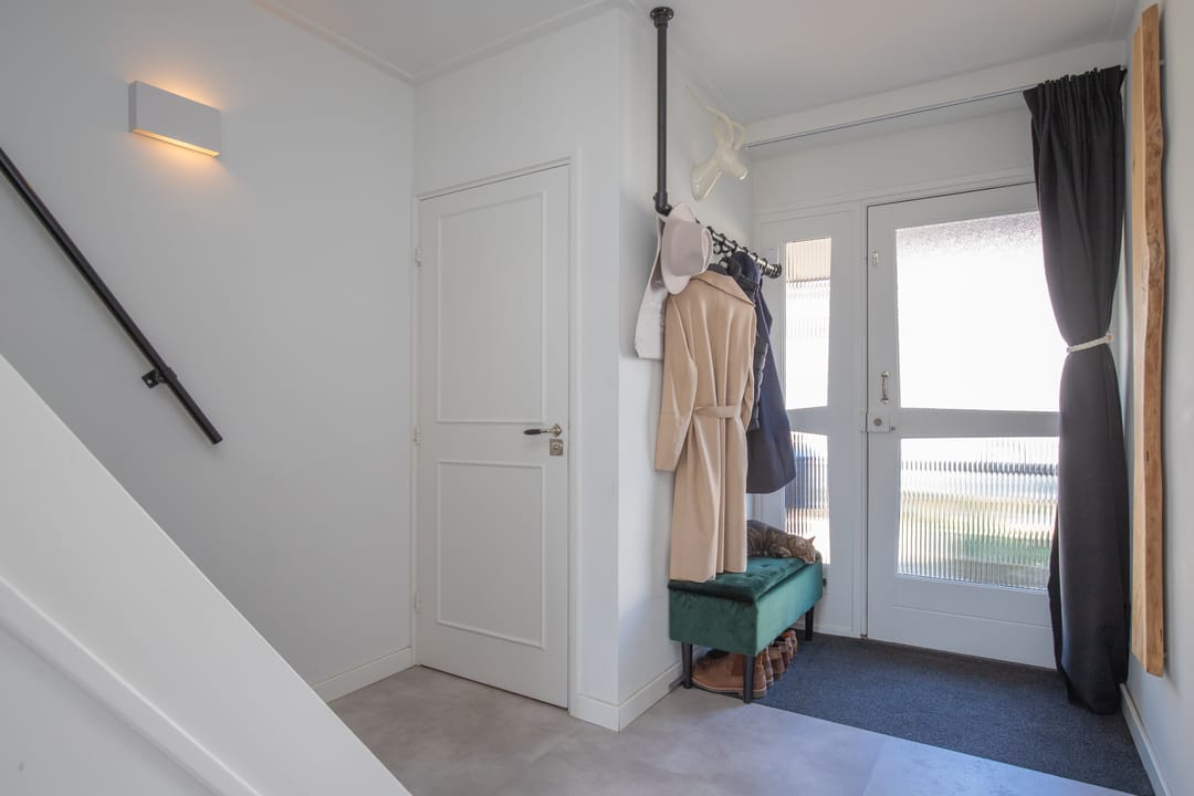 Foto 8 van Van Hogendorplaan 23