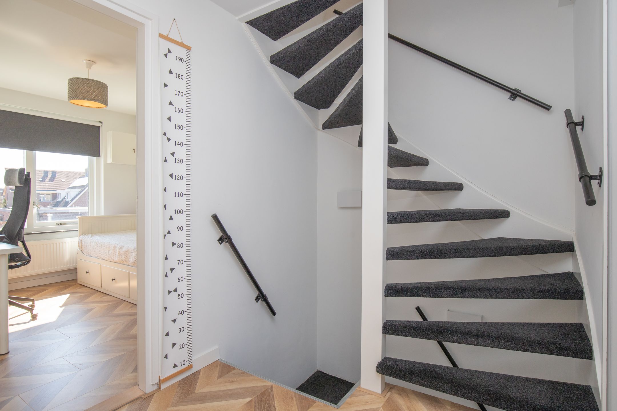 Foto 18 van Van Hogendorplaan 23