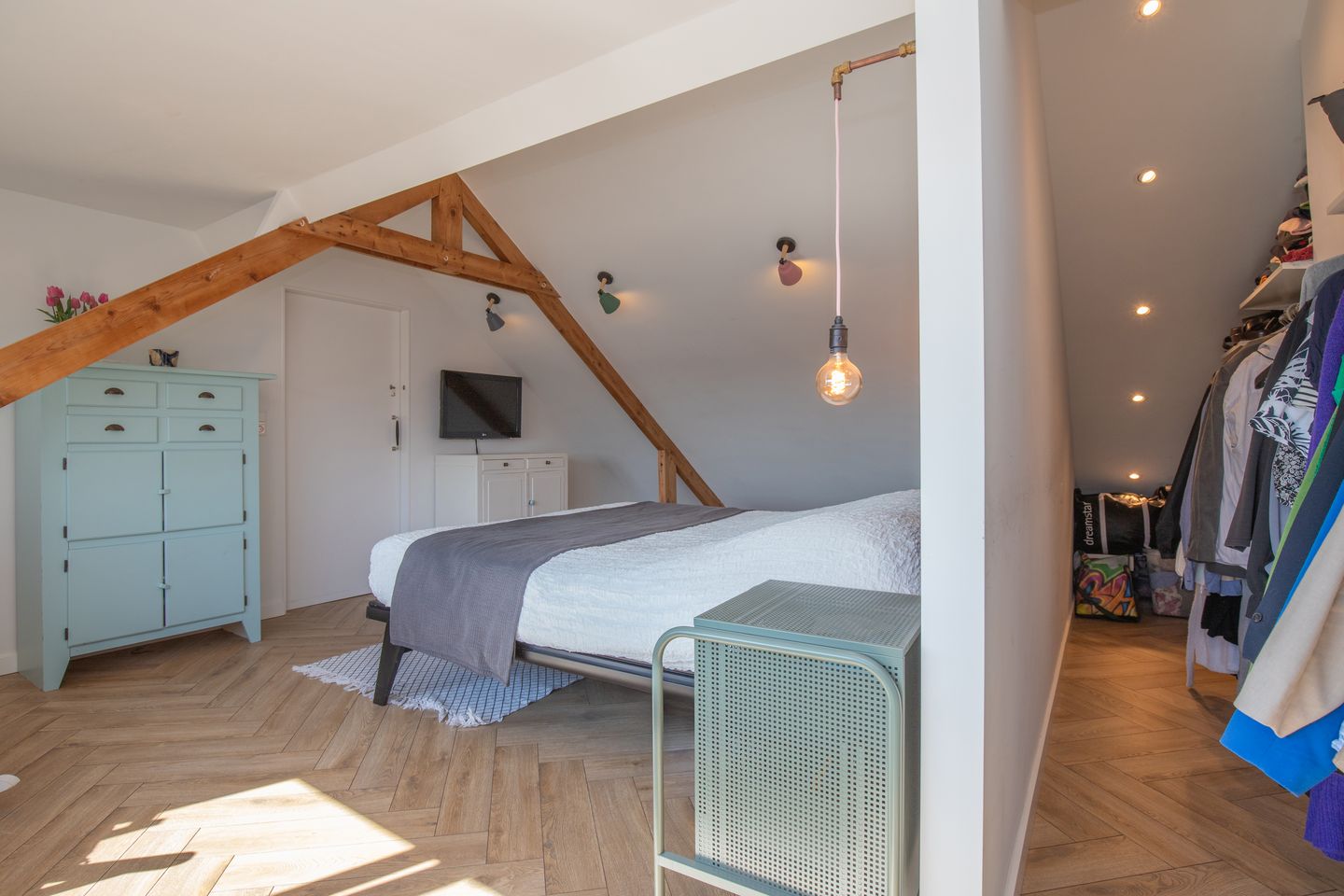 Foto 35 van Van Hogendorplaan 23