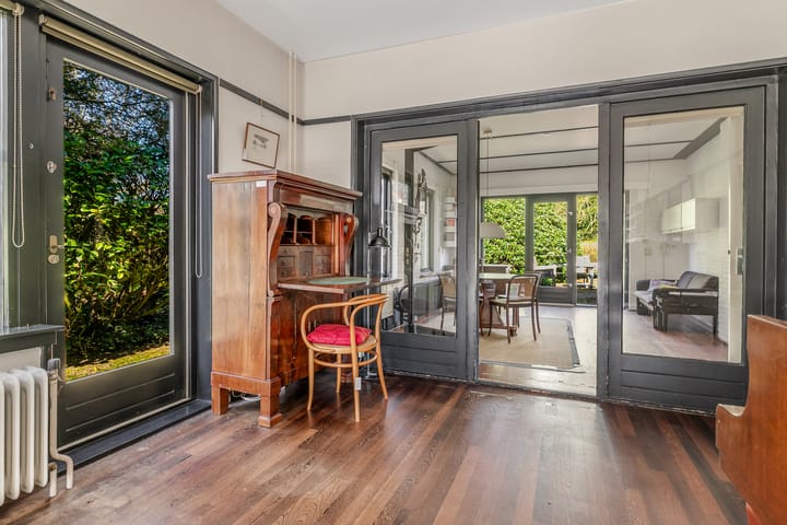 Photo 11 of Welgelegenlaan 77