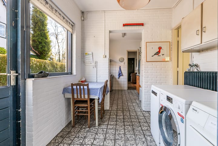 Photo 14 of Welgelegenlaan 77