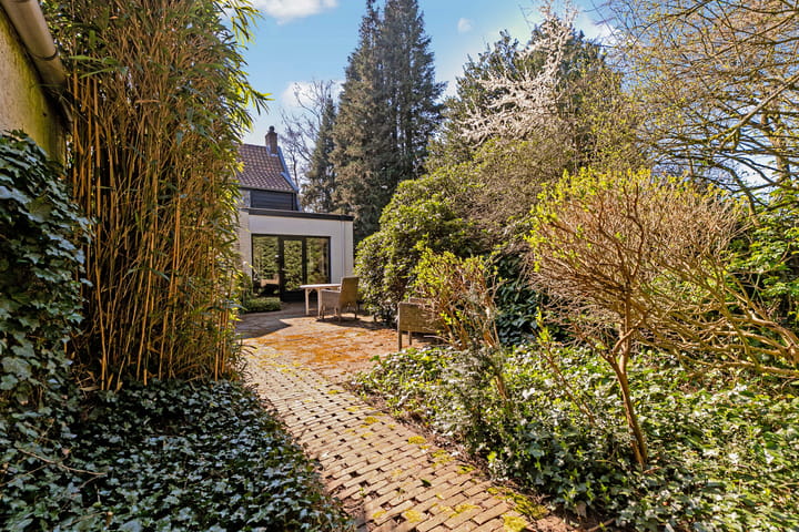 Photo 31 of Welgelegenlaan 77