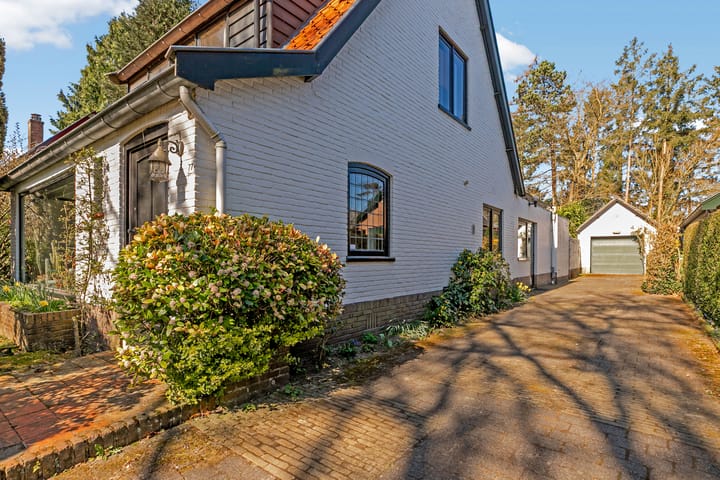 Photo 35 of Welgelegenlaan 77