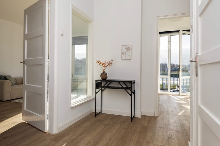 Photo 9 of Johan Wagenaarkade 21-BS