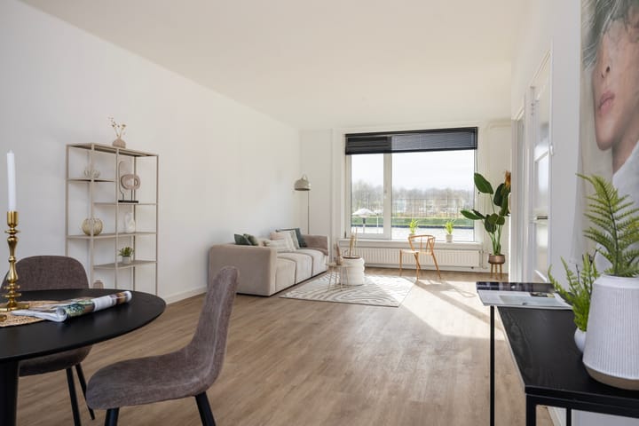 Photo 13 of Johan Wagenaarkade 21-BS