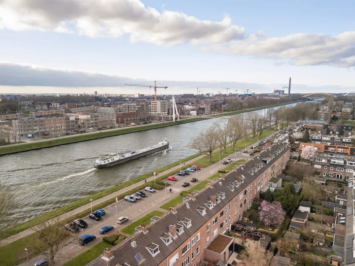 Photo 26 of Johan Wagenaarkade 21-BS