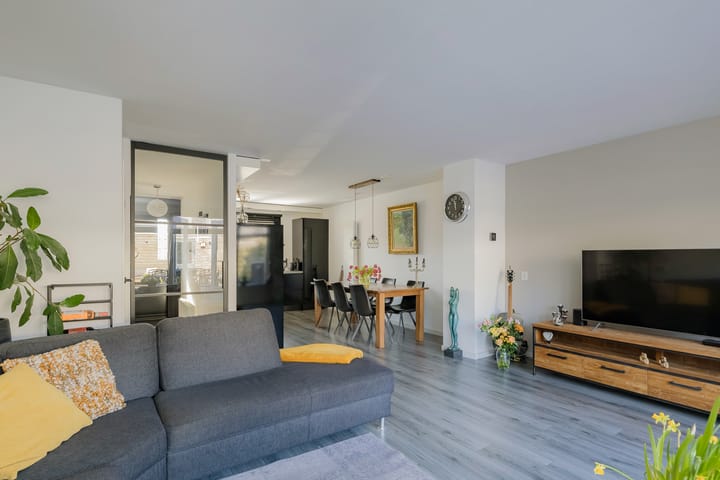 Foto 11 van Dammersboog 36