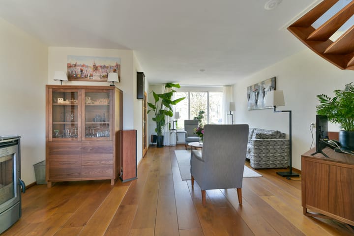 Foto 9 van Crosestein 3122