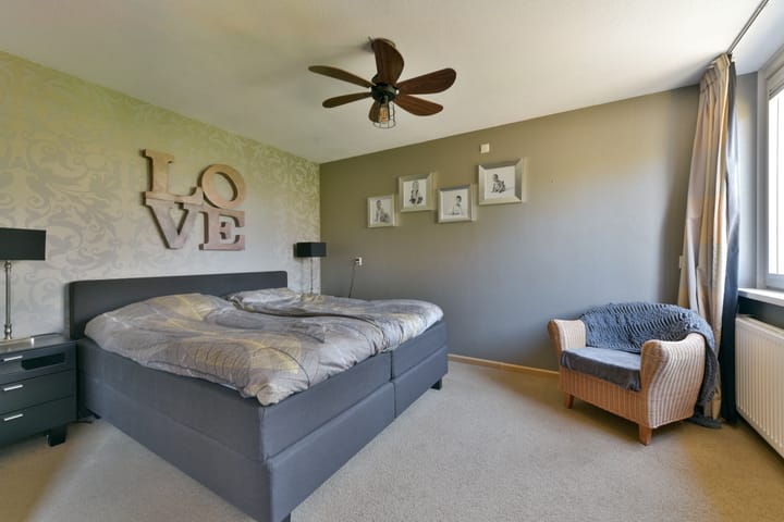 Foto 19 van Crosestein 3122