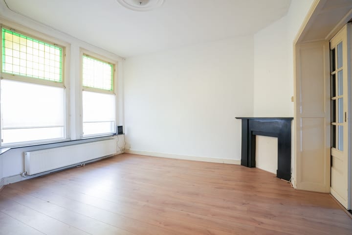 Foto 12 van Joseph Hollmanstraat 11-A