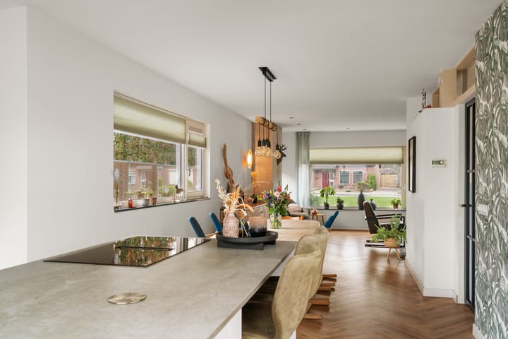 Foto 15 van Roncallistraat 38