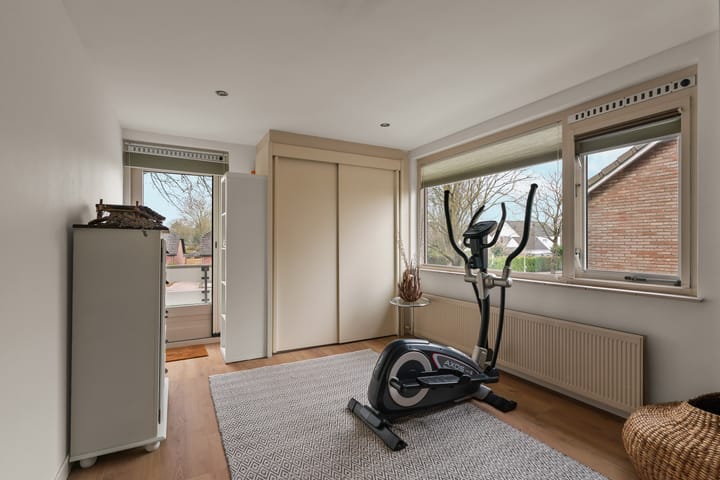 Foto 19 van Roncallistraat 38