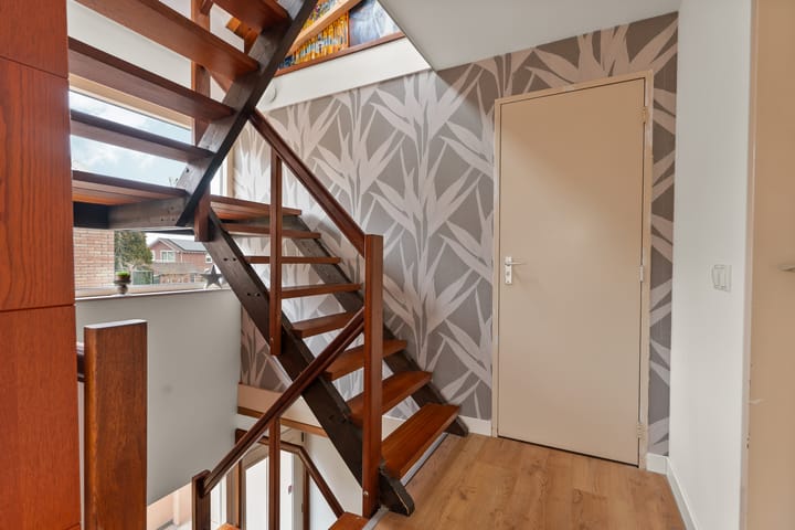 Foto 25 van Roncallistraat 38