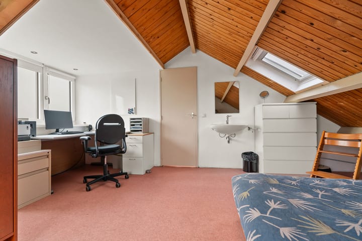 Foto 28 van Roncallistraat 38