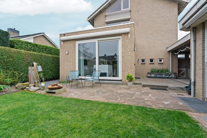 Foto 35 van Roncallistraat 38