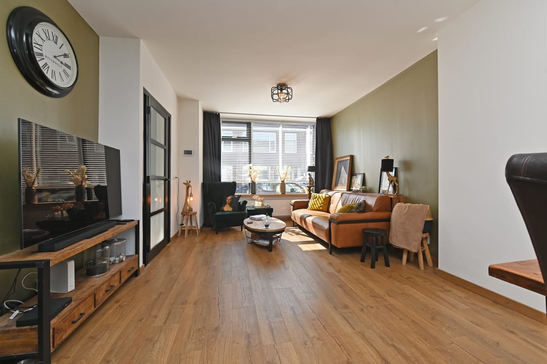 Foto 1 van Zestienhovensekade 411