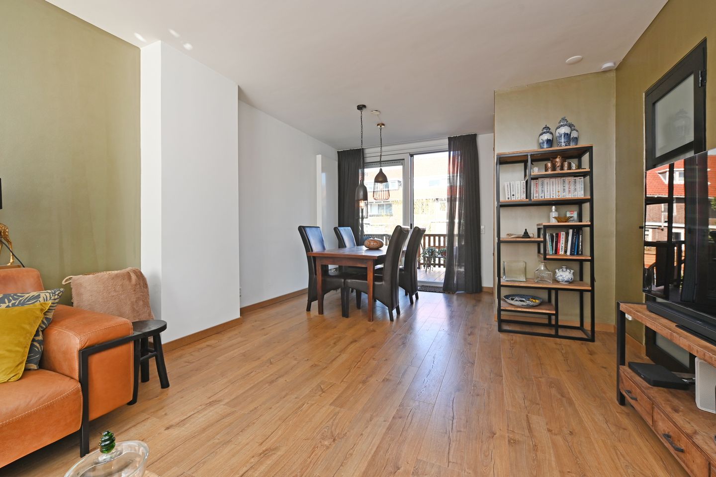 Foto 10 van Zestienhovensekade 411