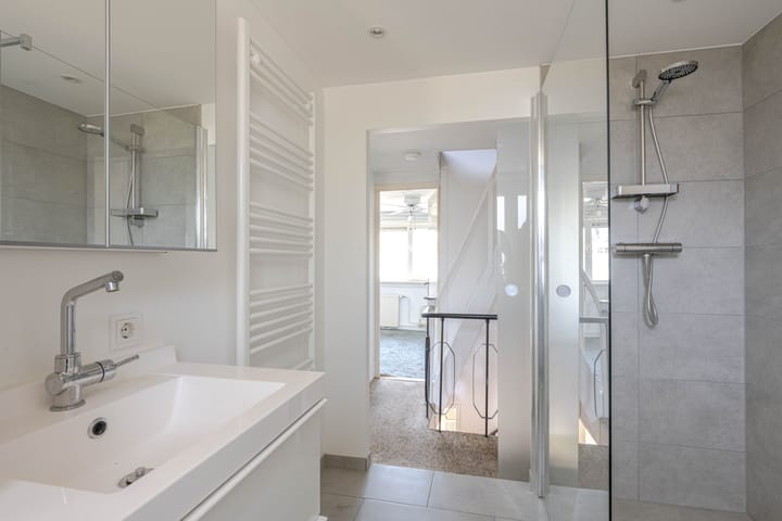 Foto 5 van Van Brienenoordstraat 1