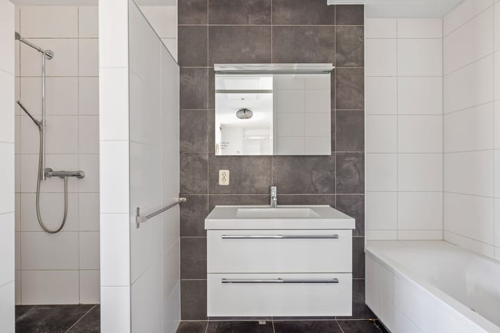 Foto 38 van Geert van der Zwaagweg 29