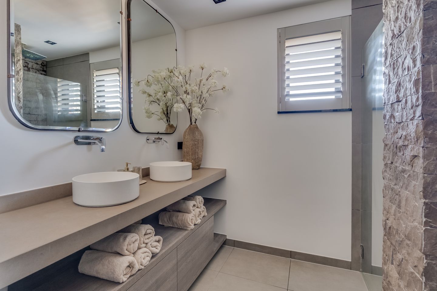 Foto 25 van Cella Gallia 64