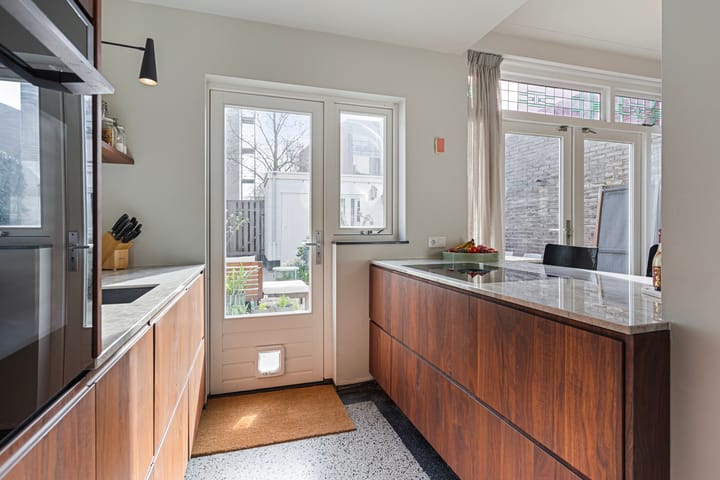 Foto 13 van Lodewijk Napoleonlaan 29