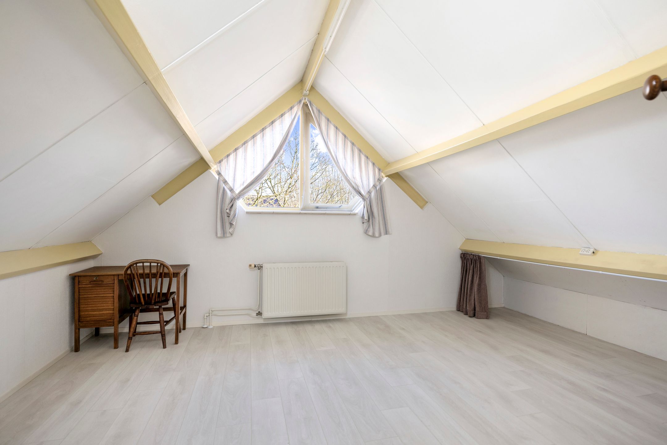 Photo 36 of Burg. Crommelinlaan 5