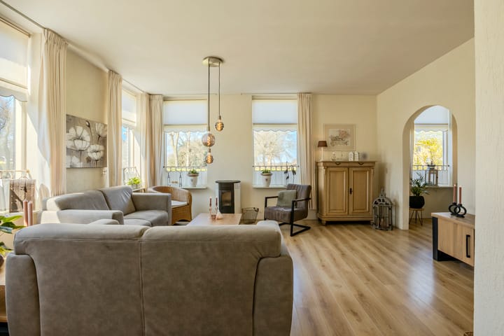 Foto 7 van Midden 152