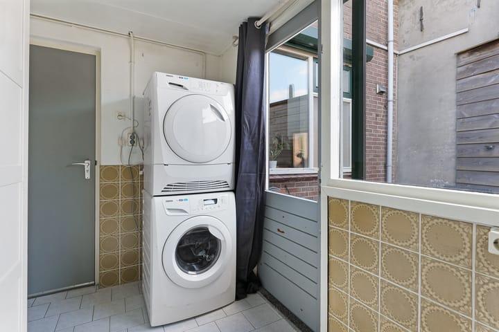 Photo 9 of Vlissingsestraat 62