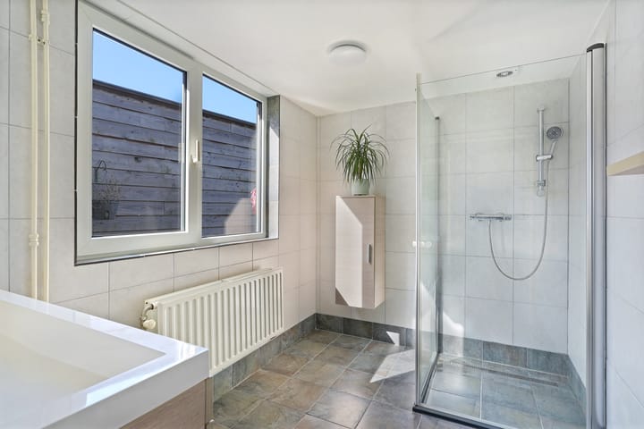 Photo 10 of Vlissingsestraat 62