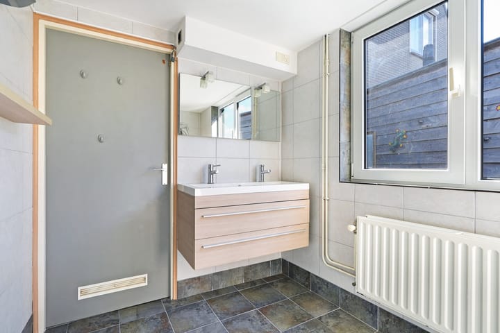 Photo 11 of Vlissingsestraat 62