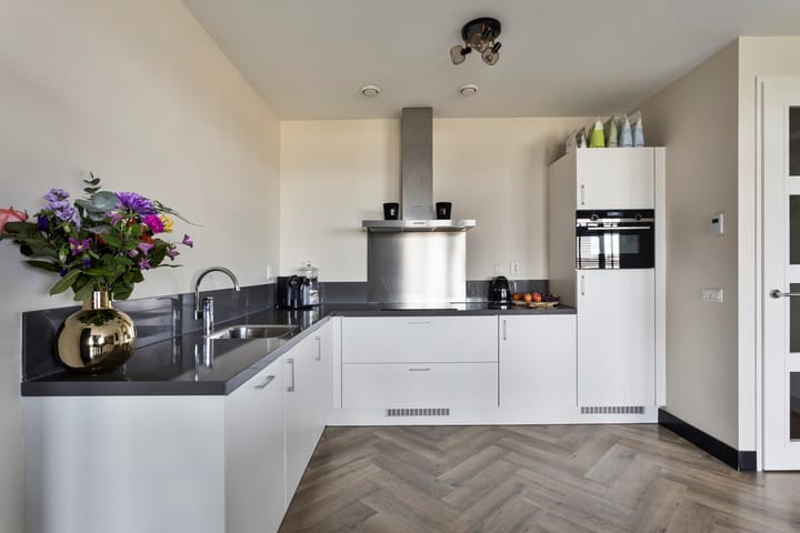 Foto 11 van De Klok 332