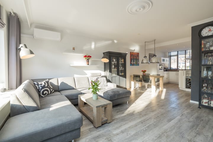 Foto 13 van Weeresteinstraat 48