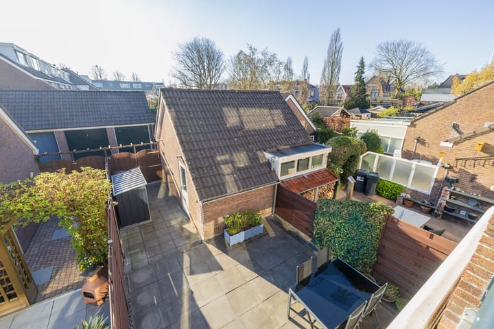 Foto 30 van Weeresteinstraat 48