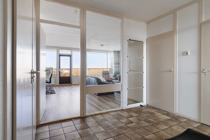 Foto 11 van Herman Gorterplaats 285