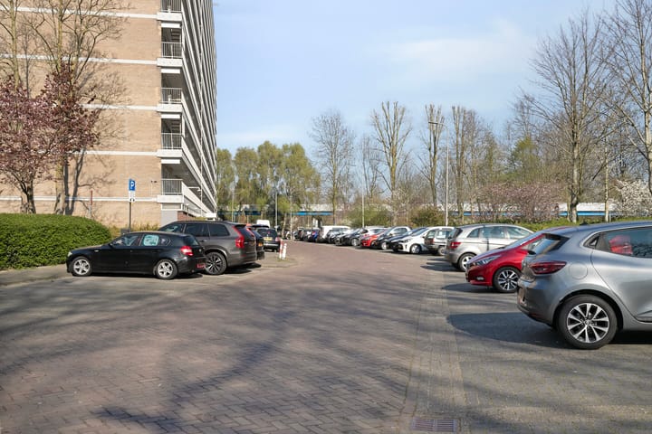 Foto 31 van Herman Gorterplaats 285