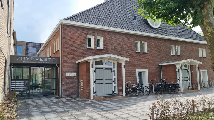 Photo 4 of 1e J.C. Mensinglaan 31-01