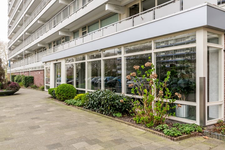 Foto 35 van Herman Gorterplaats 297