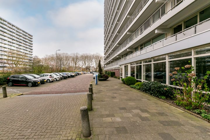 Foto 36 van Herman Gorterplaats 297