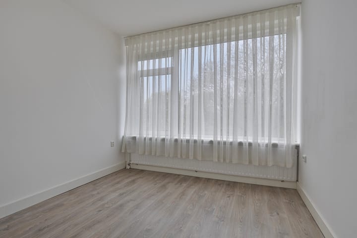 Photo 13 of Lampsinsstraat 35