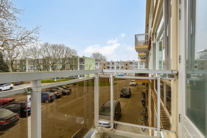 Photo 18 of Lampsinsstraat 35