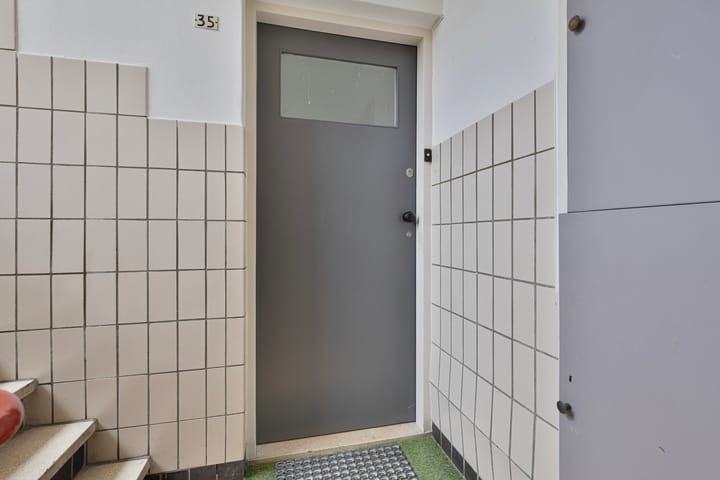 Photo 20 of Lampsinsstraat 35