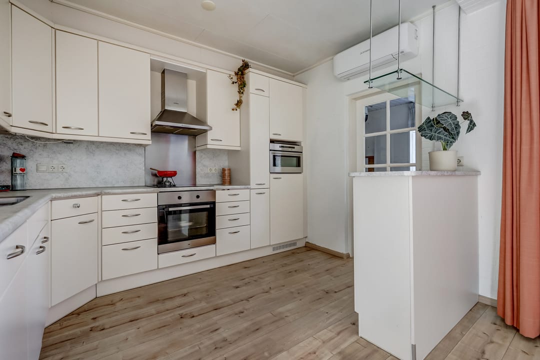 Photo 13 of Bergweg 18-B