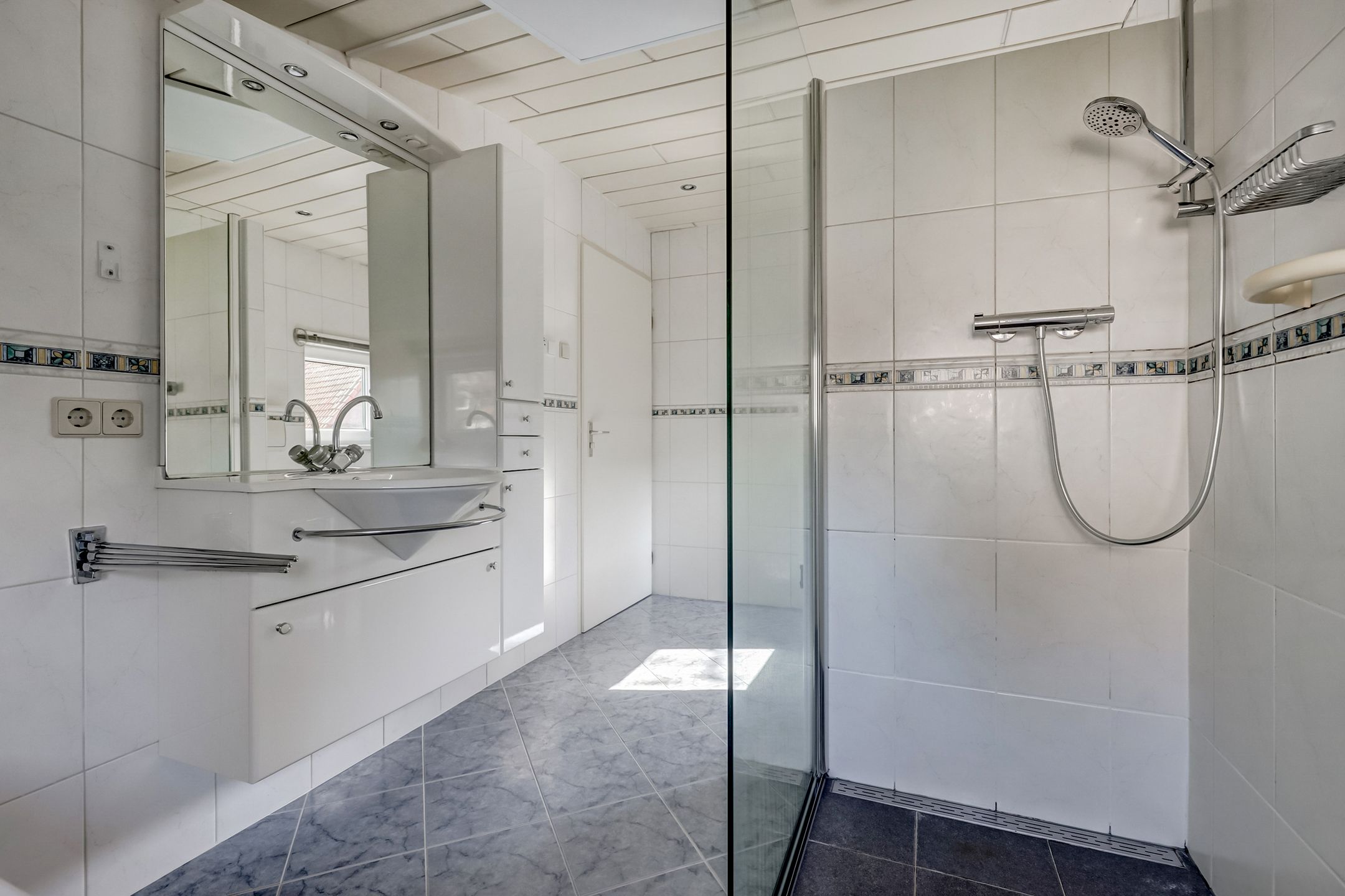 Photo 30 of Bergweg 18-B